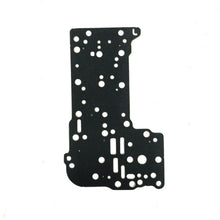 Load image into Gallery viewer, Suitable for F1C1 Hyundai Mitsubishi Motors automatic transmission fitting valve body partition 123321E-T